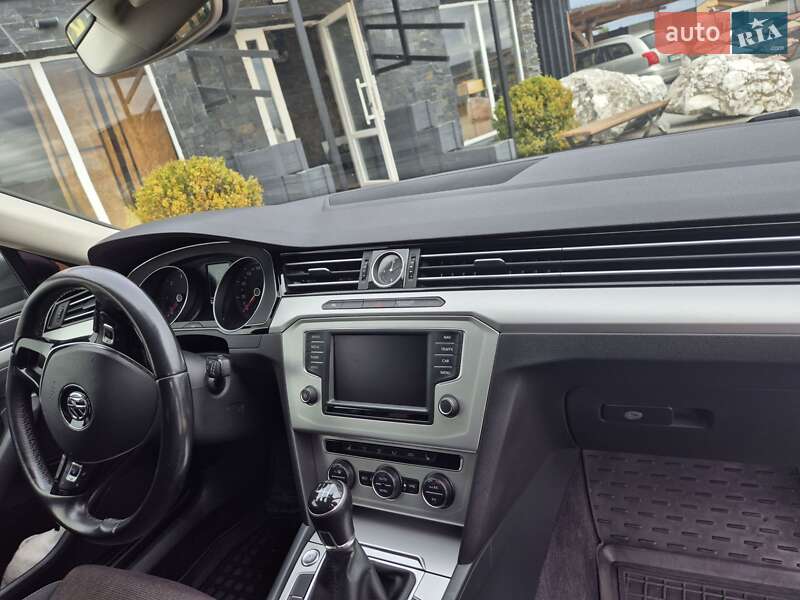 Volkswagen Passat 2015