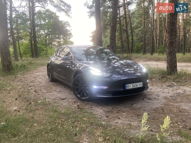 Tesla-4