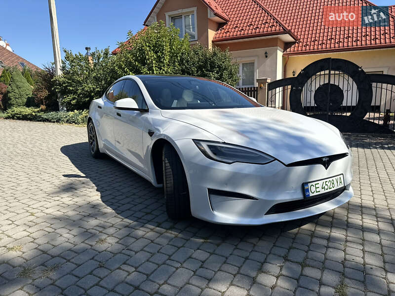 Tesla-18