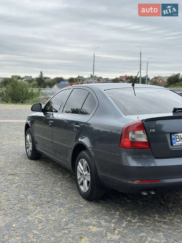 Skoda Octavia 2012
