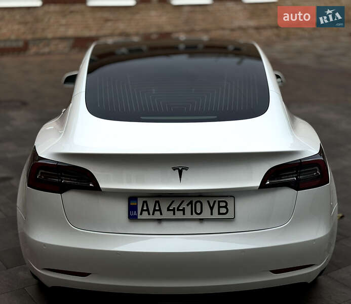 Tesla-4