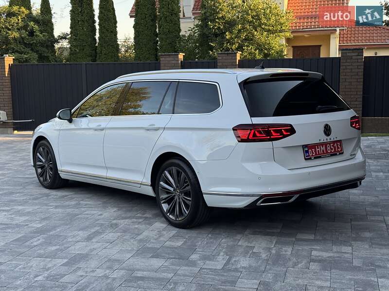 Volkswagen Passat 2021