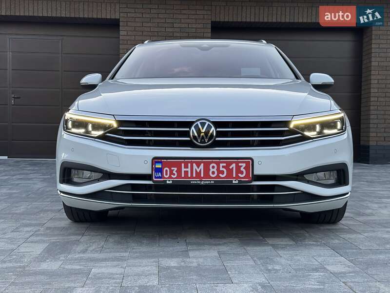 Volkswagen Passat 2021