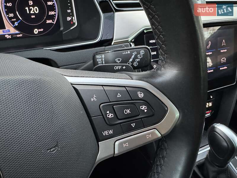 Volkswagen Passat 2021