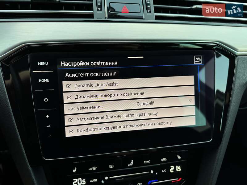 Volkswagen Passat 2021