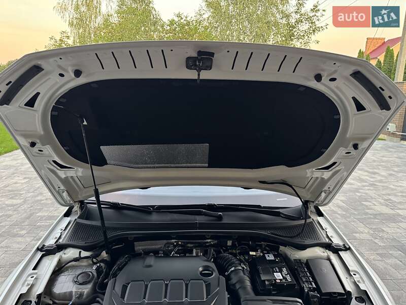 Volkswagen Passat 2021