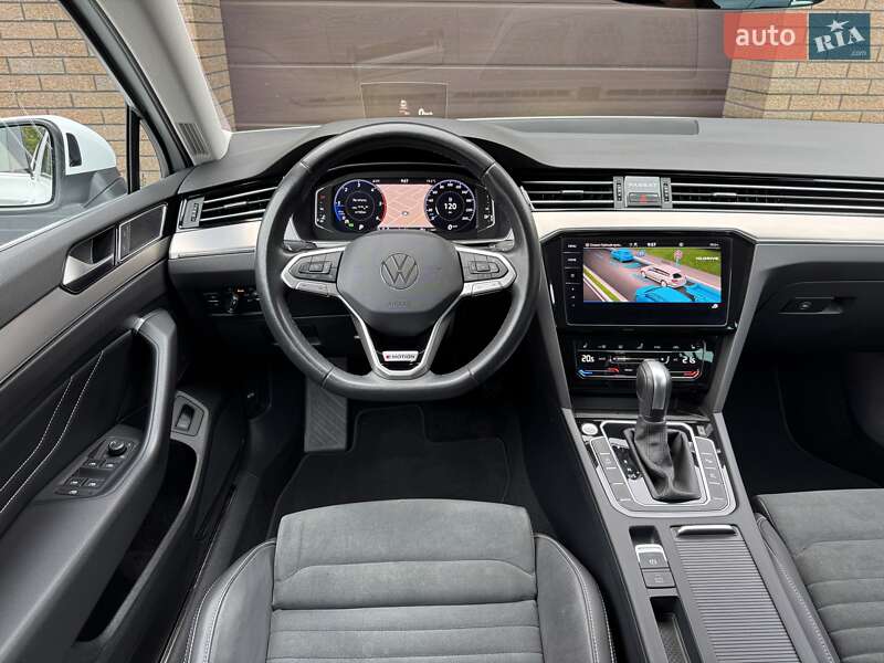 Volkswagen Passat 2021