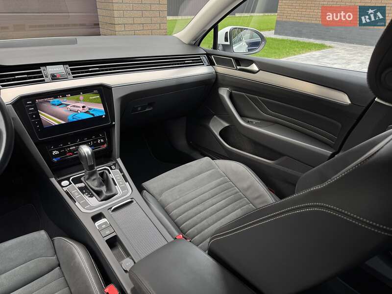 Volkswagen Passat 2021