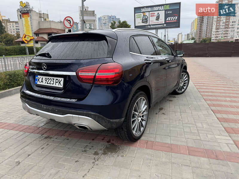 Mercedes-Benz GLA-Class 2017