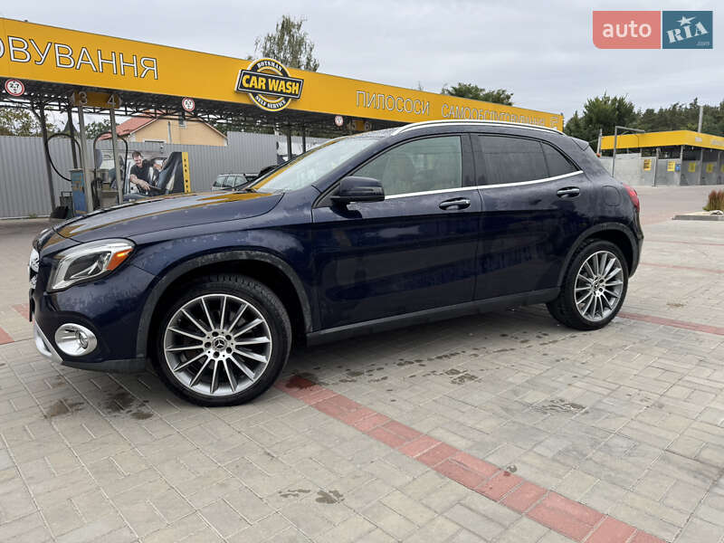 Mercedes-Benz GLA-Class 2017