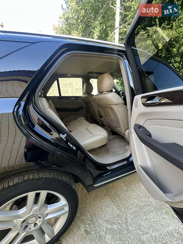 Mercedes-Benz M-Class 2013