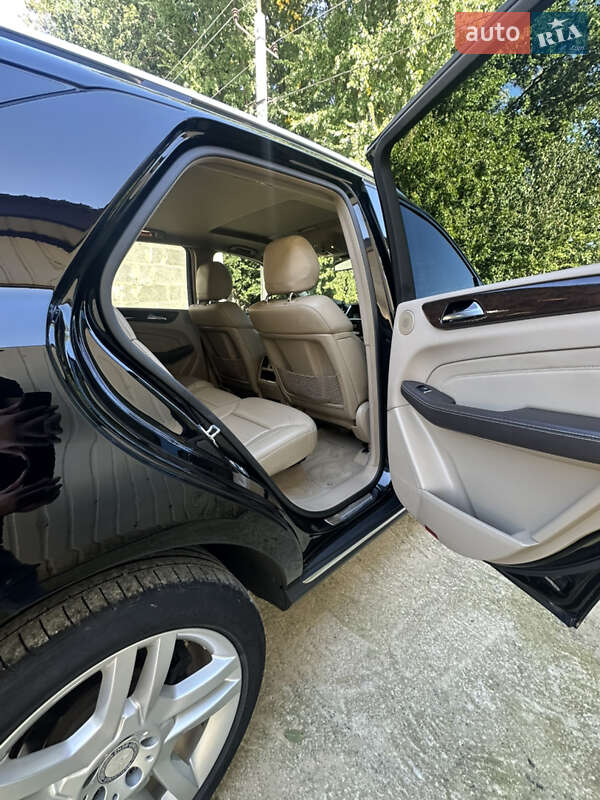 Mercedes-Benz M-Class 2013