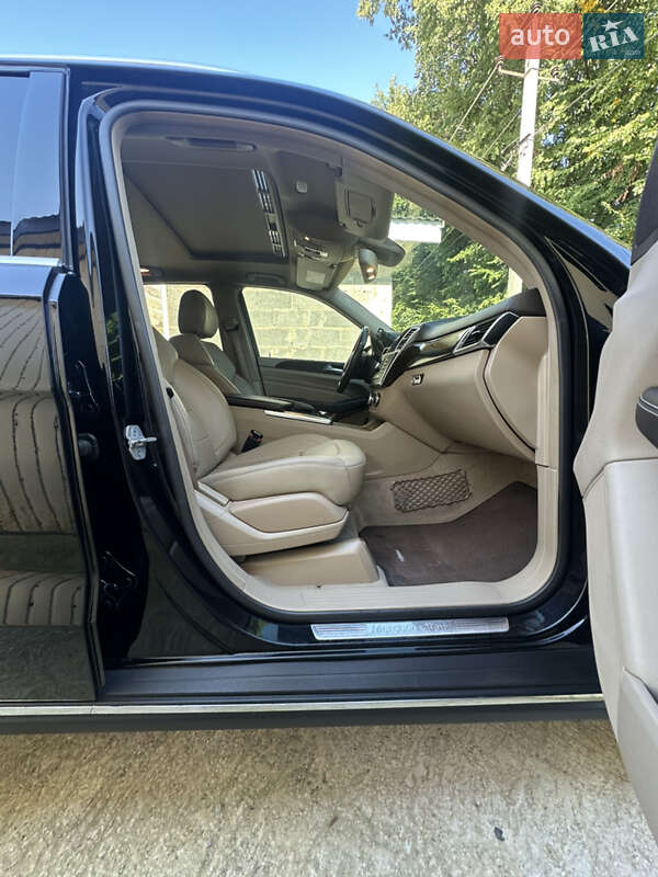 Mercedes-Benz M-Class 2013