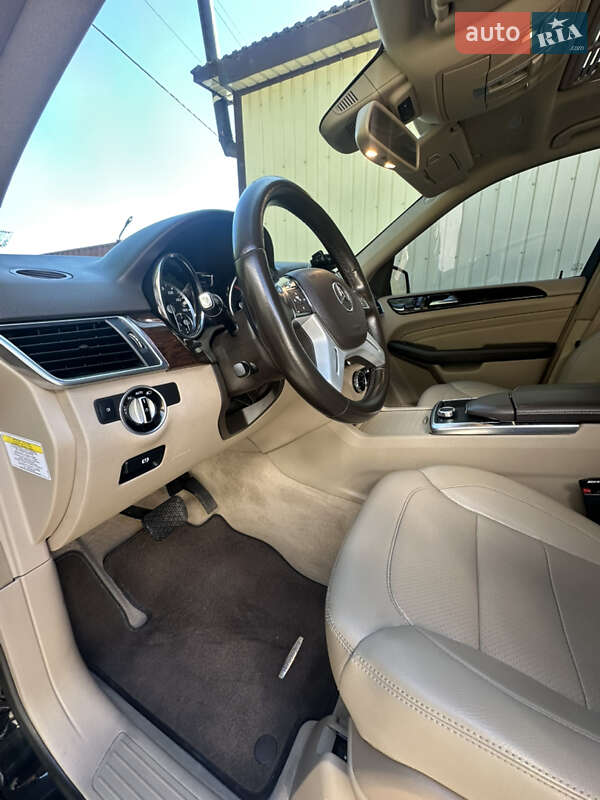 Mercedes-Benz M-Class 2013