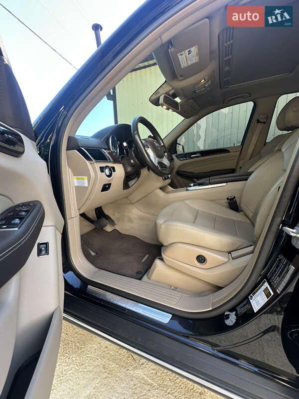 Mercedes-Benz M-Class 2013