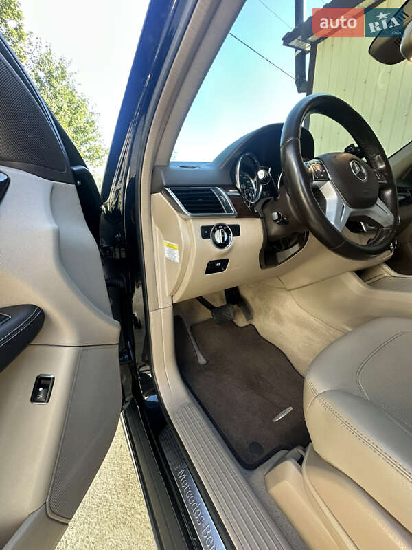 Mercedes-Benz M-Class 2013