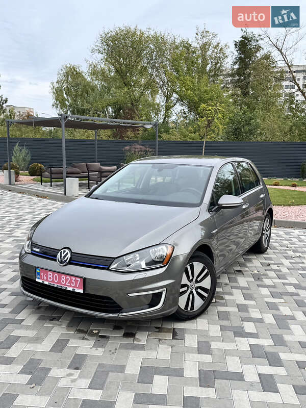 Volkswagen e-Golf 2016