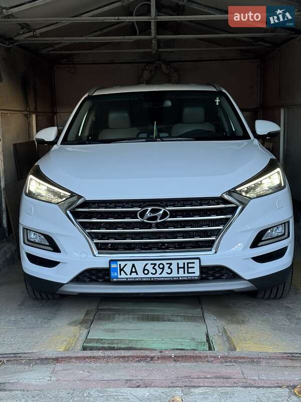 Hyundai-12