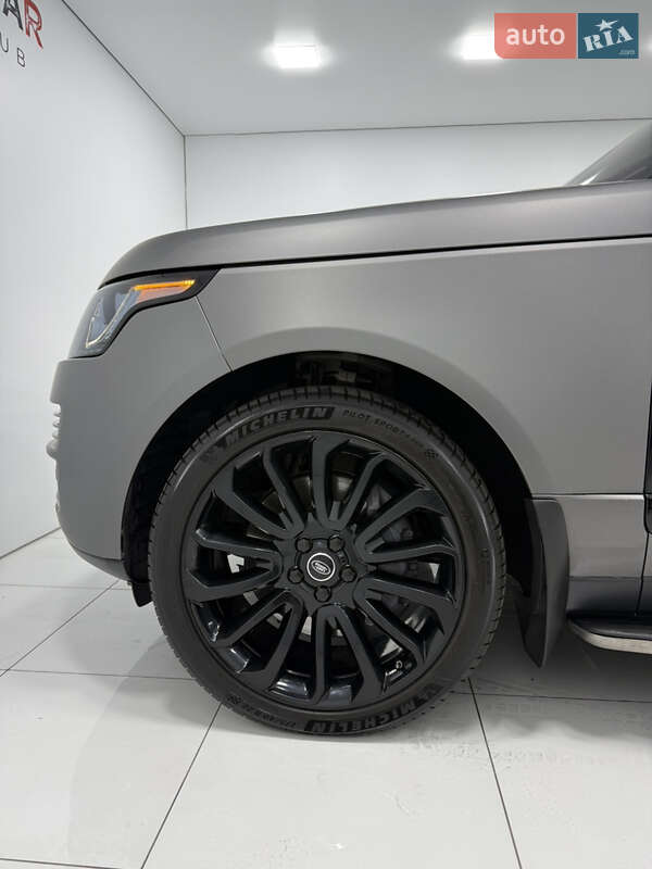 Land Rover-11