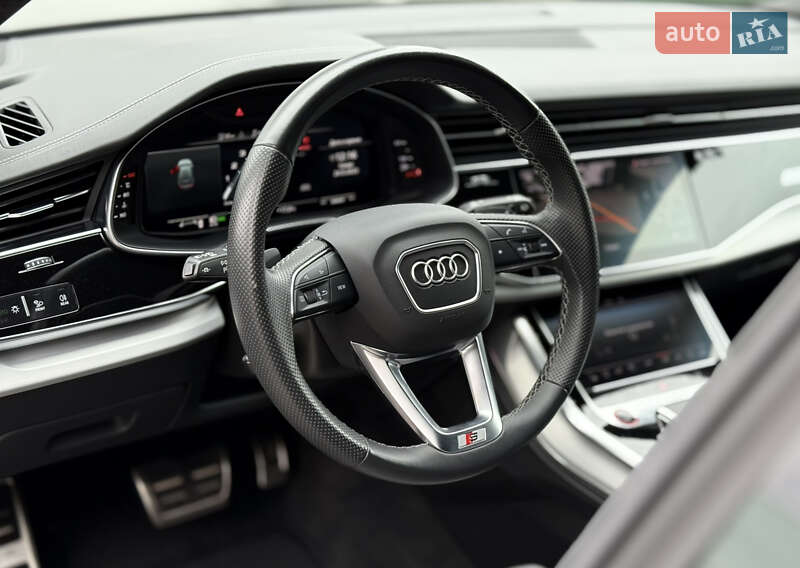 Audi-6