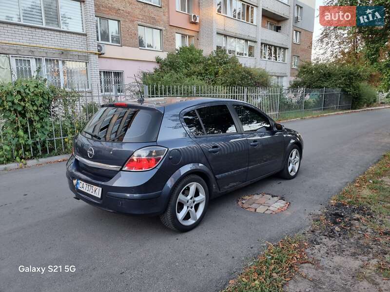 Opel Astra 2007