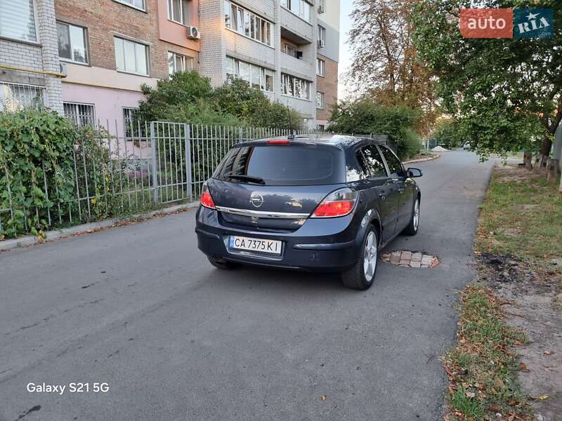 Opel Astra 2007