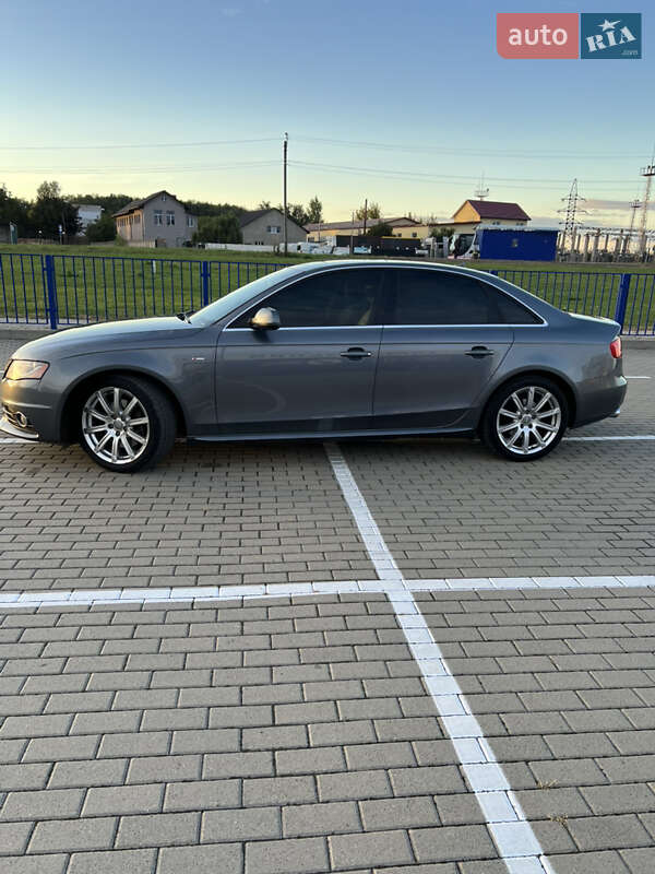 Audi A4 2012