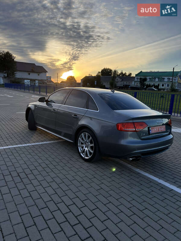 Audi A4 2012