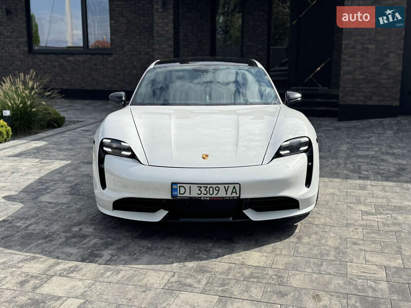Porsche Taycan 2020