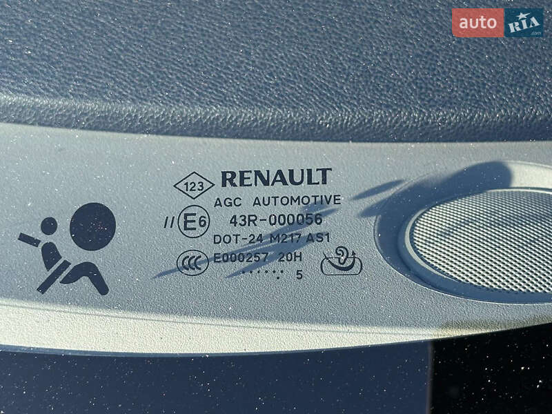 Renault-61