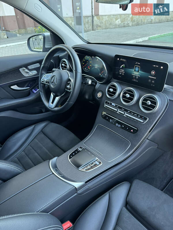 Mercedes-Benz GLC-Class 2020