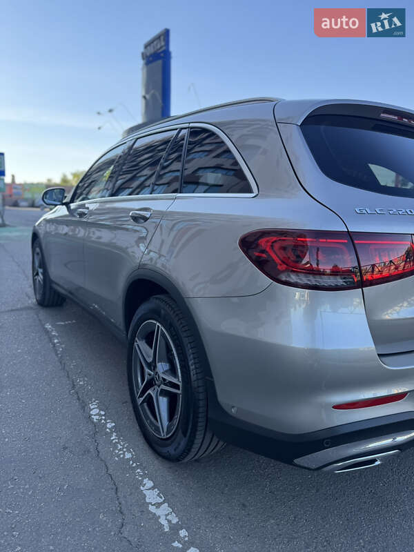 Mercedes-Benz GLC-Class 2020