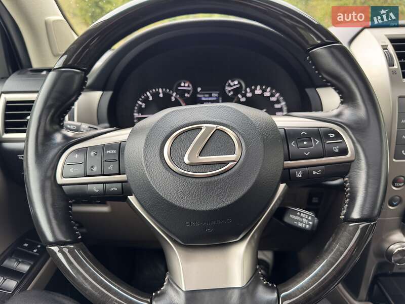 Lexus-20