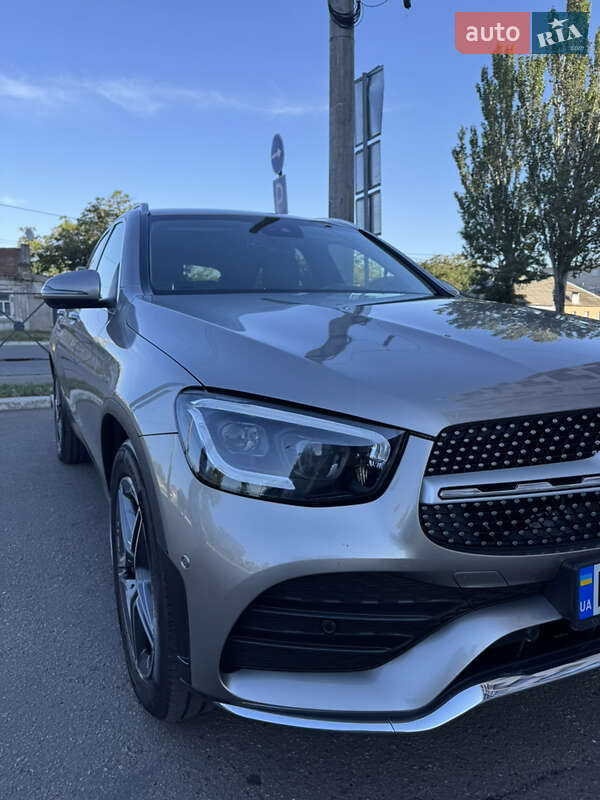 Mercedes-Benz GLC-Class 2020
