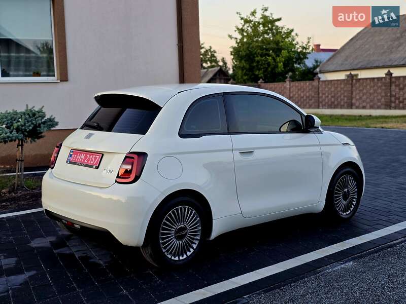 Fiat 500e 2023