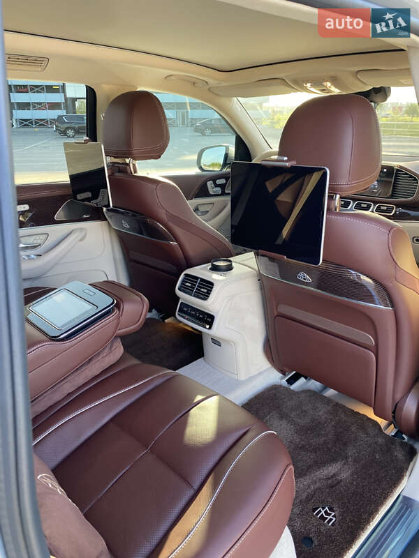 Mercedes-Benz Maybach 2021