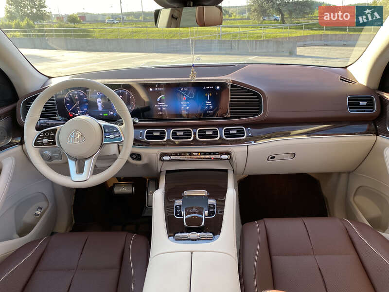 Mercedes-Benz Maybach 2021