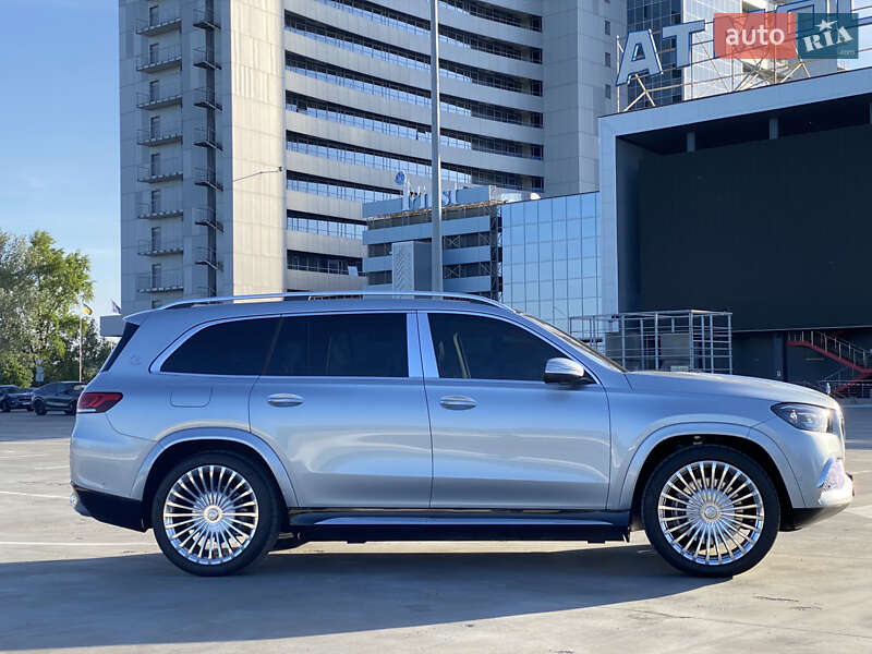 Mercedes-Benz Maybach 2021