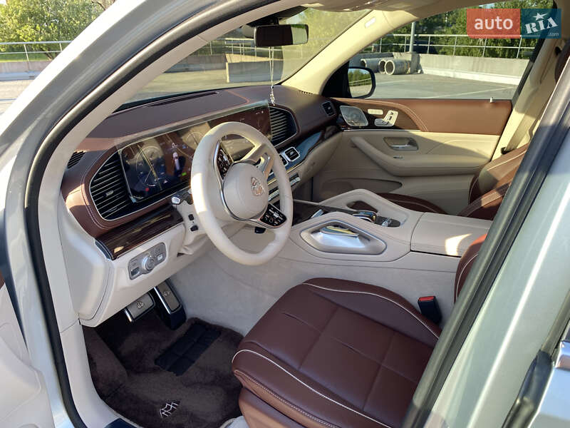 Mercedes-Benz Maybach 2021