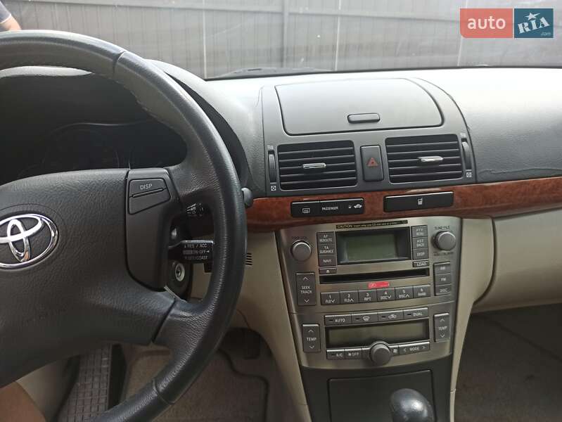 Toyota Avensis 2007