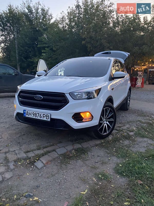 Ford Escape 2018