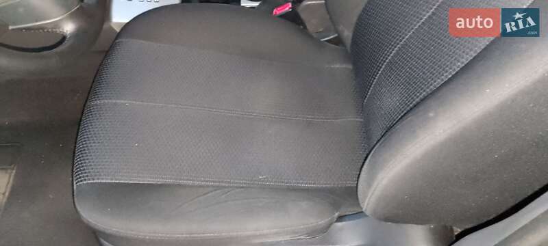 Hyundai Elantra 2008