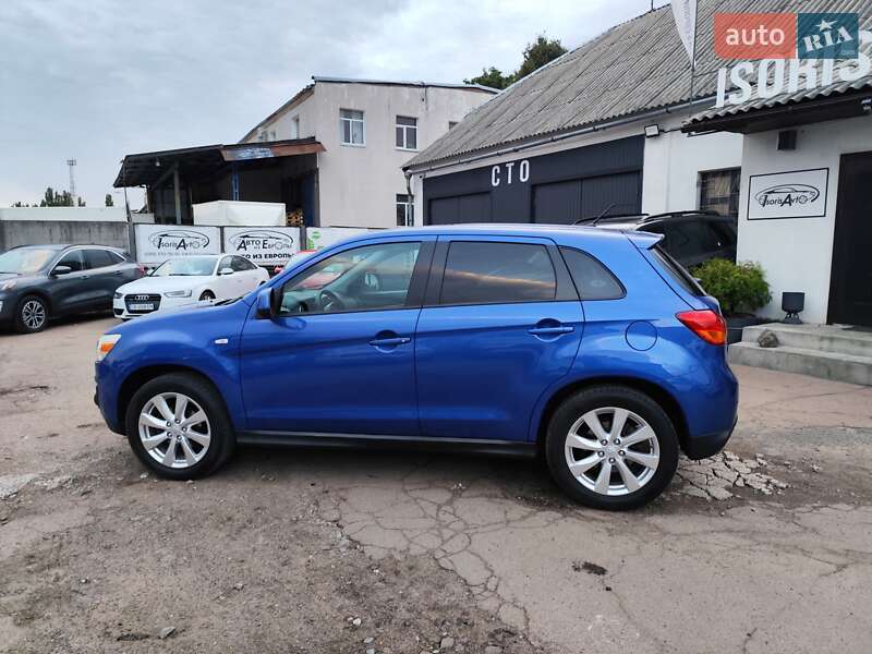 Mitsubishi Outlander Sport 2015