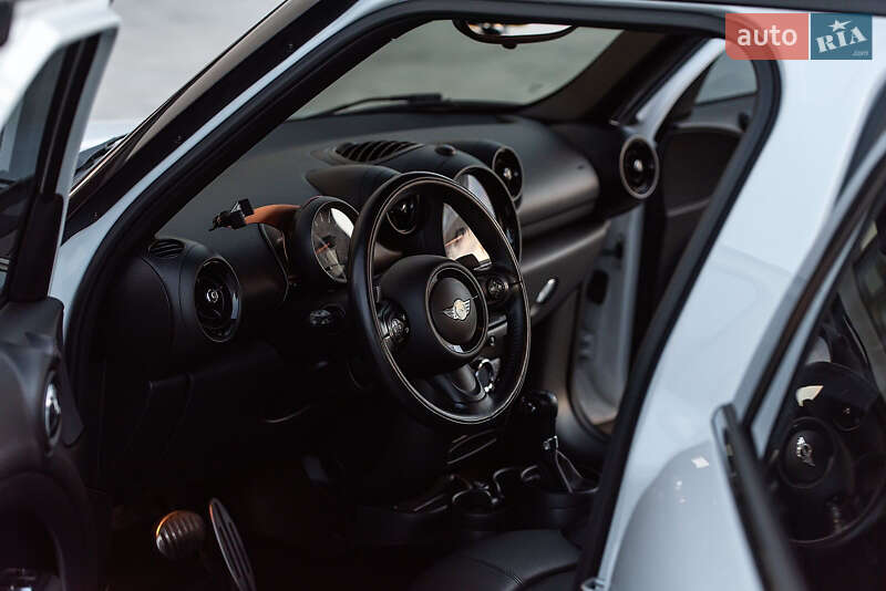 MINI Countryman 2015