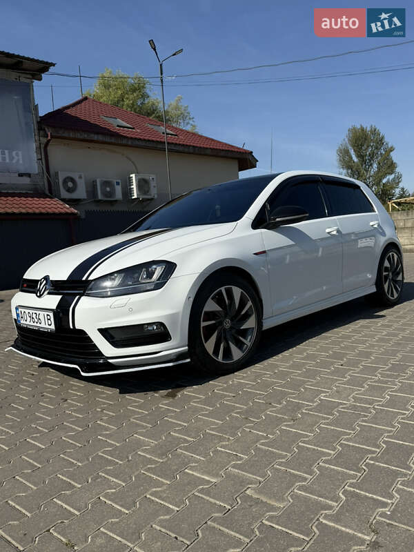 Volkswagen Golf 2013