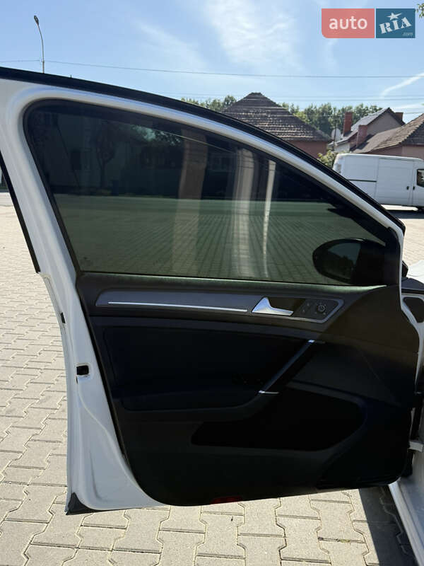 Volkswagen Golf 2013