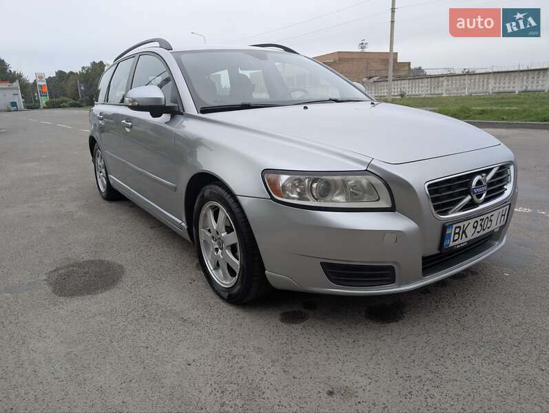 Volvo V50 2010