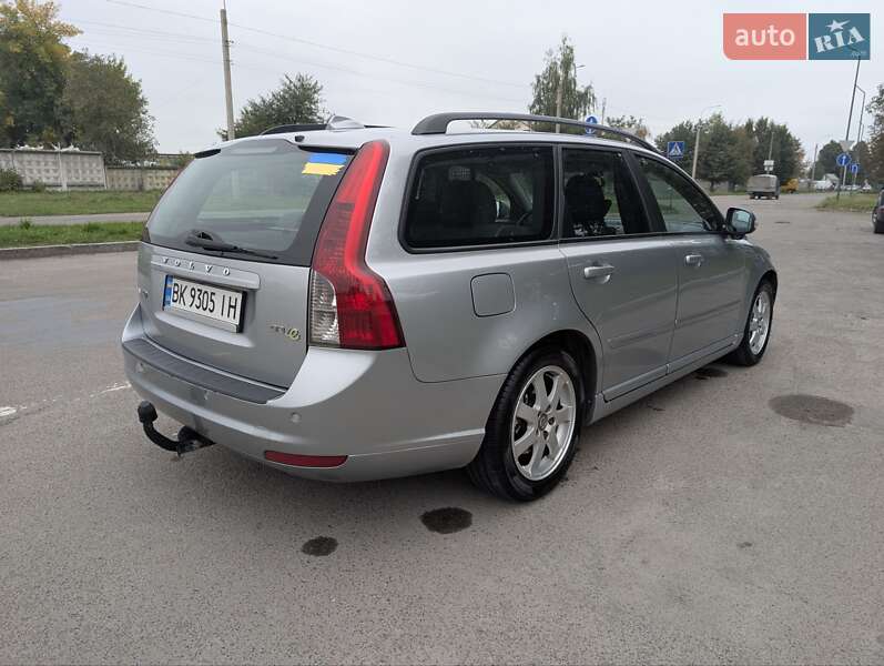 Volvo V50 2010