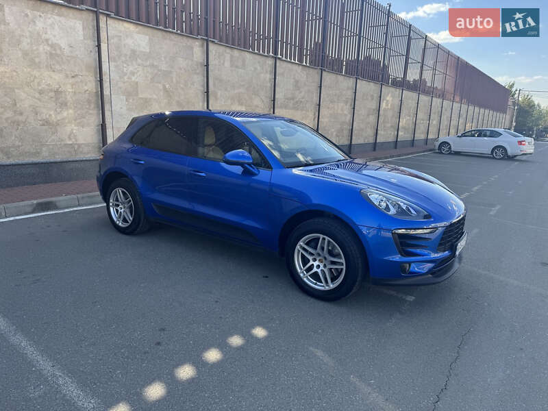 Porsche Macan 2016