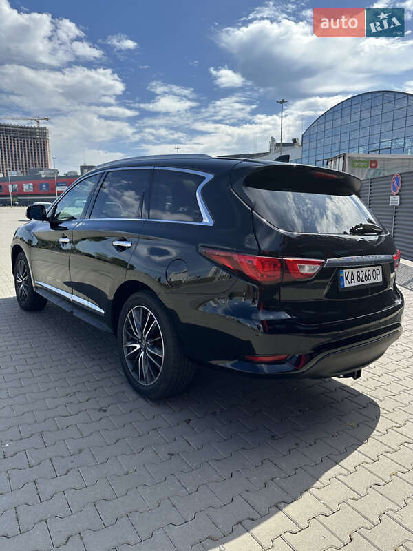 Infiniti-12